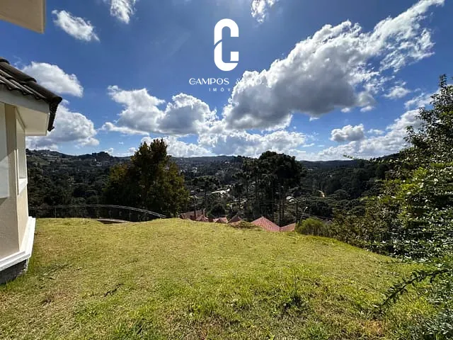 Casa com 1020m² 4 quartos e 4 banheiros, à venda ou para alugar, no bairro Manancial em Campos do Jordão