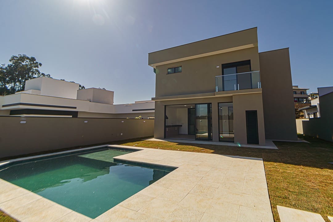 Casa no condomínio Condomínio Villas Do Golfe para venda com 4 quartos, sendo 3 suítes, 246m²