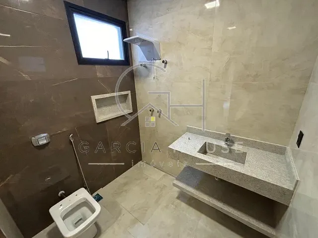 Casa com 250m² 3 quartos e 4 banheiros, à venda, no bairro Bonfim Paulista em Ribeirão Preto