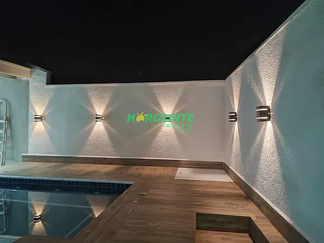 Casa com 298m² 3 quartos e 4 banheiros, à venda, no bairro Urbanova em São José dos Campos