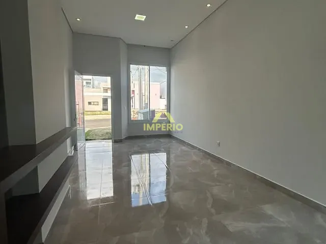 Casa com 180m² 3 quartos e 2 banheiros, à venda, no bairro Jardim Guarujá em Salto