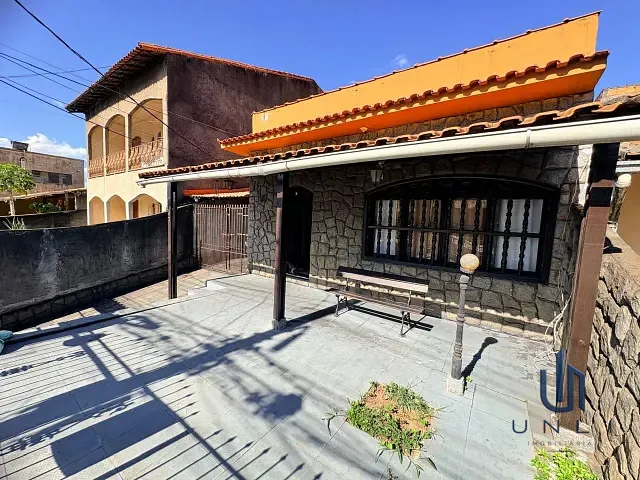 Casa 3 quartos e 3 banheiros, à venda, no bairro Conforto em Volta Redonda
