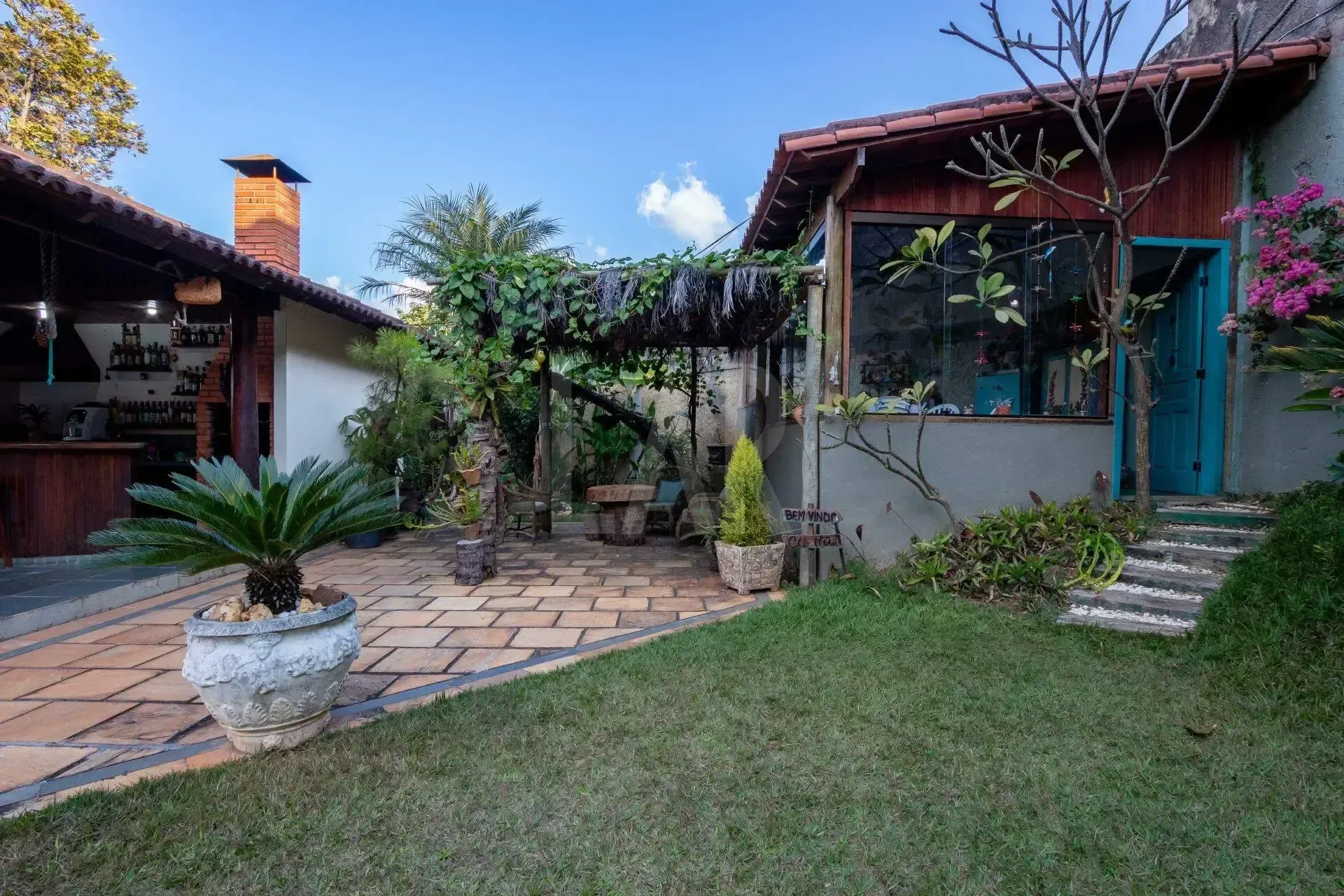 Casa para venda e locação, com 4 quartos, 2 suítes, com 640 m2 de área construída, alto padrão, Bandeirantes (Pampulha), Belo Horizonte, MG miniatura 6