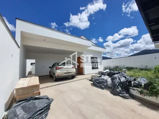 Casa com 300m² 3 quartos e 3 banheiros, à venda, no bairro Veredas da Serra em Andradas