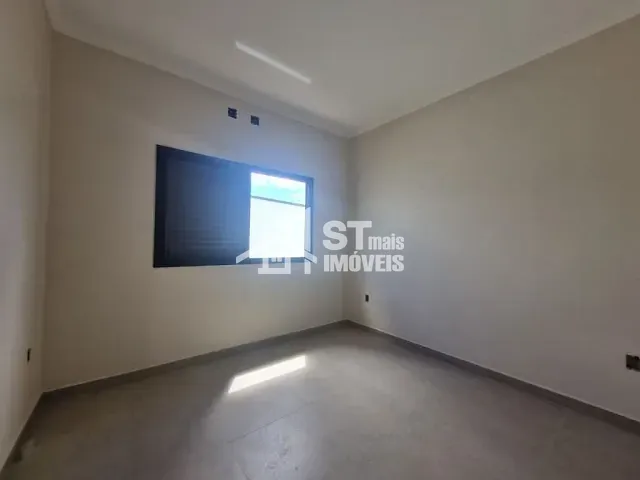 Casa com 300m² 3 quartos e 3 banheiros, à venda, no bairro Veredas da Serra em Andradas
