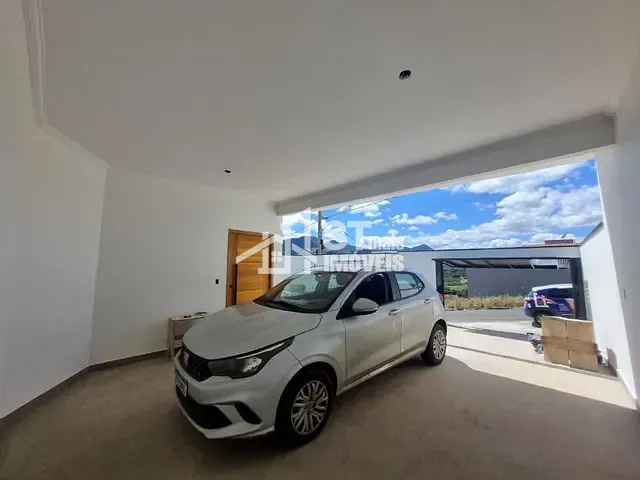 Casa com 300m² 3 quartos e 3 banheiros, à venda, no bairro Veredas da Serra em Andradas