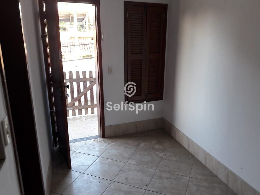 Casa, 1 quarto, 35 m² - Foto 1