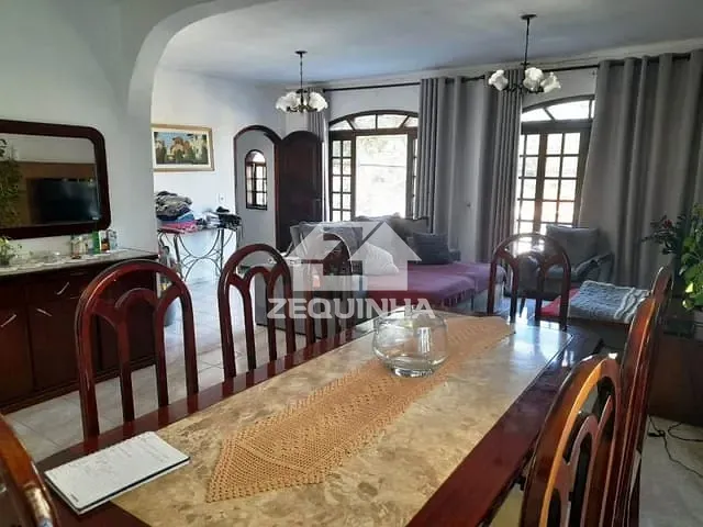 Casa com 397m² 3 quartos e 2 banheiros, à venda, no bairro City Bussocaba em Osasco