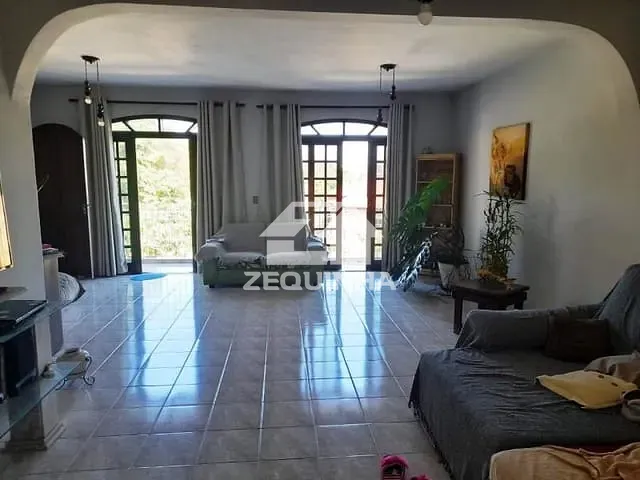 Casa com 397m² 3 quartos e 2 banheiros, à venda, no bairro City Bussocaba em Osasco
