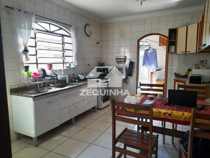 Casa, 3 quartos, 337 m² - Foto 8