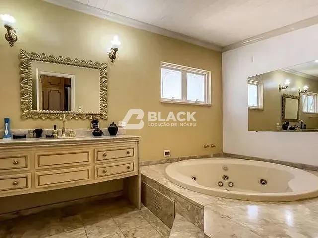 Casa com 2300m² 8 quartos e 6 banheiros, à venda ou para alugar, no bairro Residencial São José em Itu