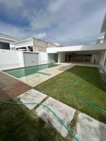 Casa com 600m² 4 quartos e 5 banheiros, à venda, no bairro Parque Rodoviário em Campos dos Goytacazes