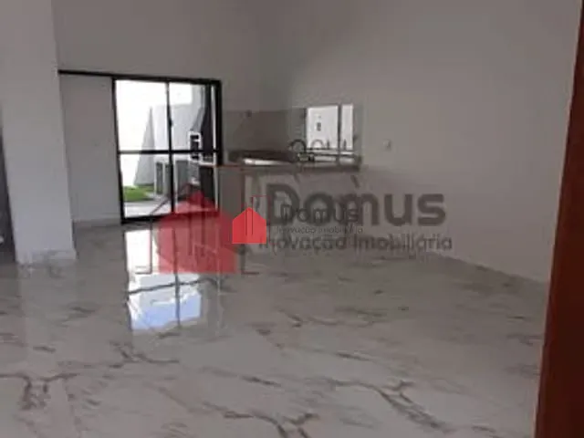 Casa com 186m², à venda, no bairro Residencial Vila Romana em Pindamonhangaba
