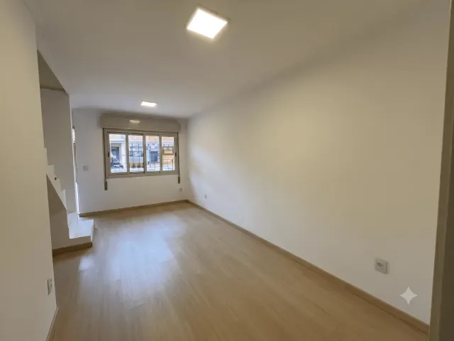 Casa com 60m² 1 quarto e 1 banheiro, à venda, no bairro Areal em Pelotas