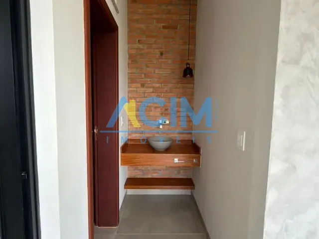 Casa com 510m² 3 quartos e 5 banheiros, à venda, no bairro Chácara São José em Jaguariúna