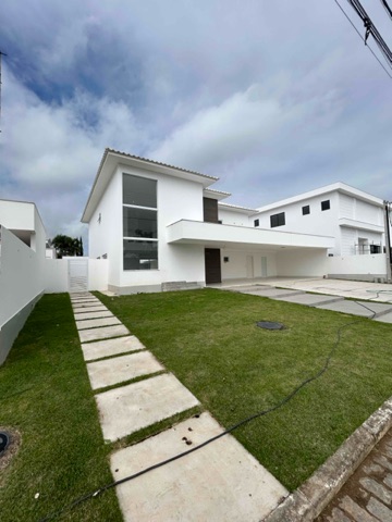 Casa com 600m² 4 quartos e 5 banheiros, à venda, no bairro Parque Rodoviário em Campos dos Goytacazes