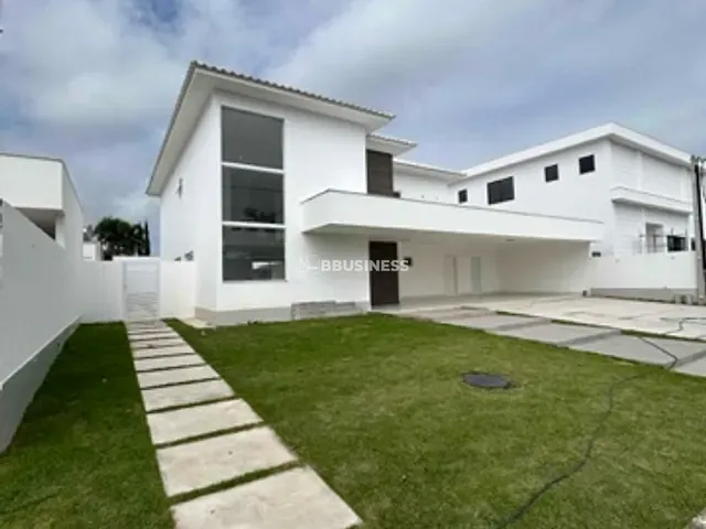 Casa com 600m² 4 quartos e 5 banheiros, à venda, no bairro Parque Rodoviário em Campos dos Goytacazes