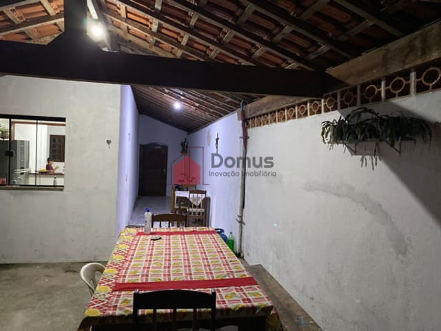 Casa com 250m², à venda, no bairro Moreira César em Pindamonhangaba
