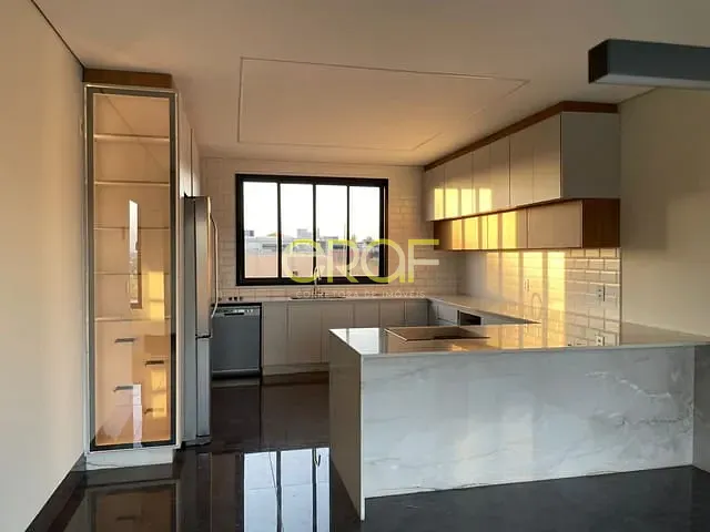 Casa com 736m² 4 quartos e 5 banheiros, à venda, no bairro Parque das Laranjeiras em Formosa