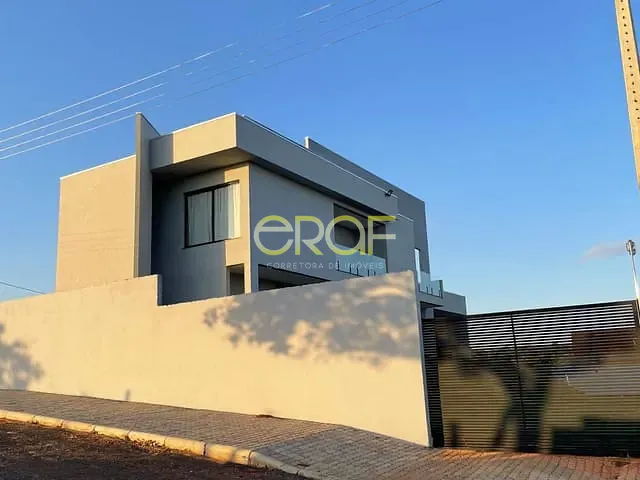 Casa com 736m² 4 quartos e 5 banheiros, à venda, no bairro Parque das Laranjeiras em Formosa