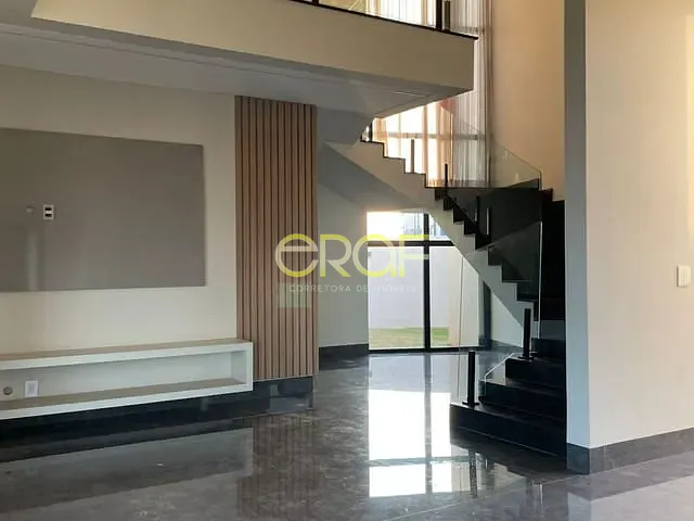 Casa com 736m² 4 quartos e 5 banheiros, à venda, no bairro Parque das Laranjeiras em Formosa