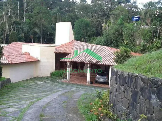 Casa com 495m² 4 quartos e 3 banheiros, à venda, no bairro Dos Finco em São Bernardo do Campo