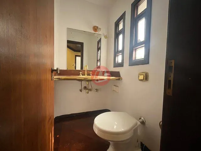Casa com 253m² 3 quartos e 4 banheiros, à venda, no bairro Rio Branco em Porto Alegre