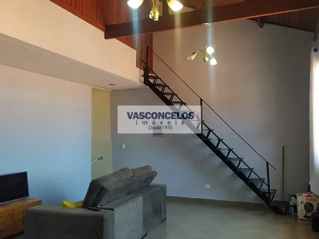 Casa com 480m² 5 quartos e 4 banheiros, à venda, no bairro Centro em São José dos Campos