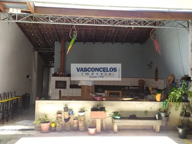Casa com 480m² 5 quartos e 4 banheiros, à venda, no bairro Centro em São José dos Campos
