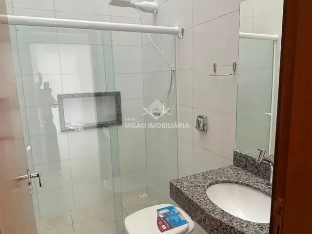 Casa 2 quartos e 2 banheiros, à venda, no bairro Residencial Florença em Sinop