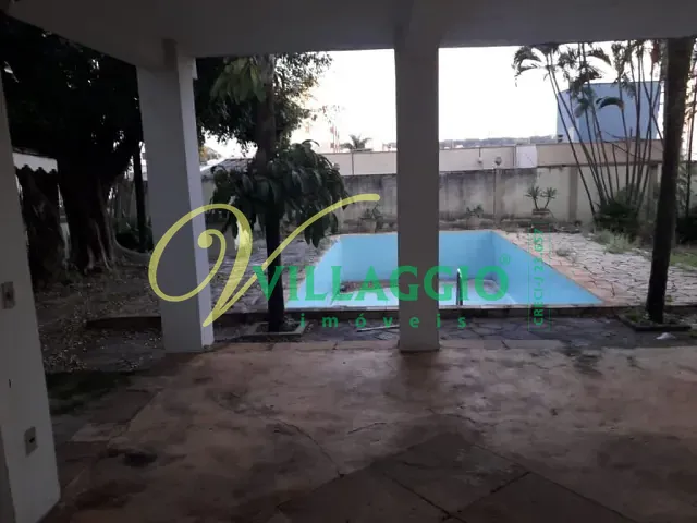 Casa com 1210m², à venda ou para alugar, no bairro Centro em São José do Rio Preto