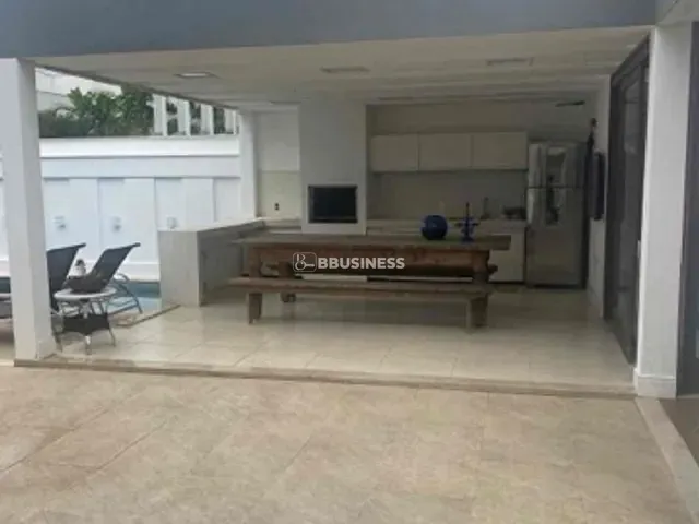 Casa com 600m² 3 quartos e 5 banheiros, à venda, no bairro Parque Rodoviário em Campos dos Goytacazes