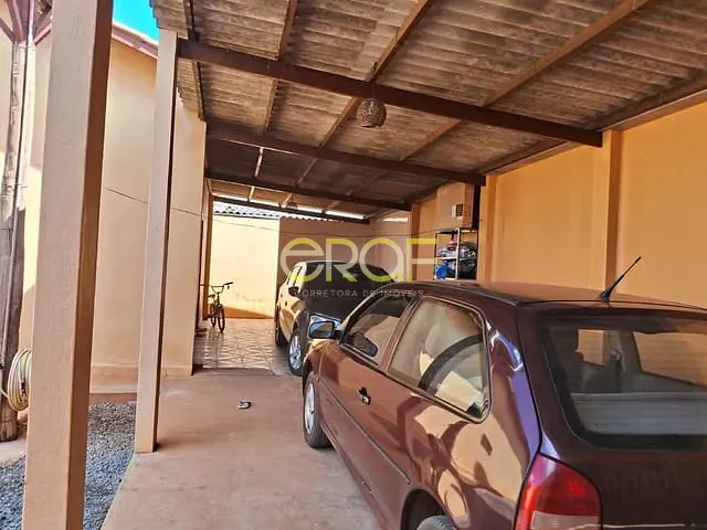 Casa com 180m² 2 quartos e 1 banheiro, à venda, no bairro Parque das Laranjeiras em Formosa