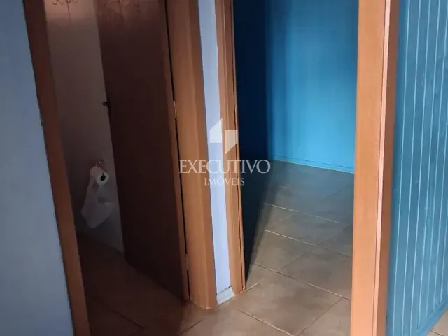 Casa 3 quartos e 1 banheiro, para alugar, no bairro Distrito industrial em Colinas