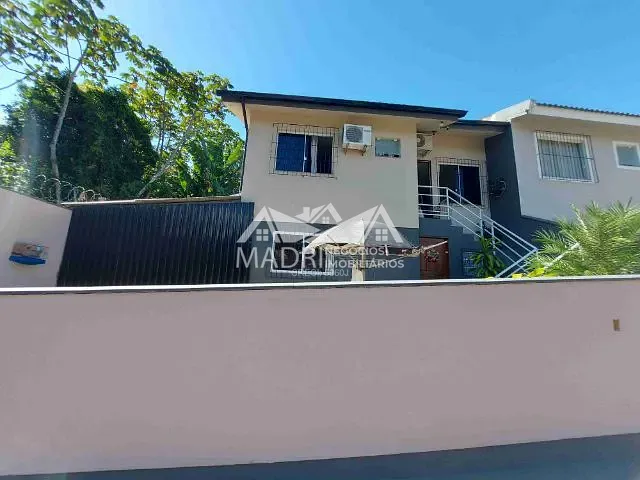 Casa com 150m² 2 quartos e 1 banheiro, à venda, no bairro Bela Vista em Palhoça