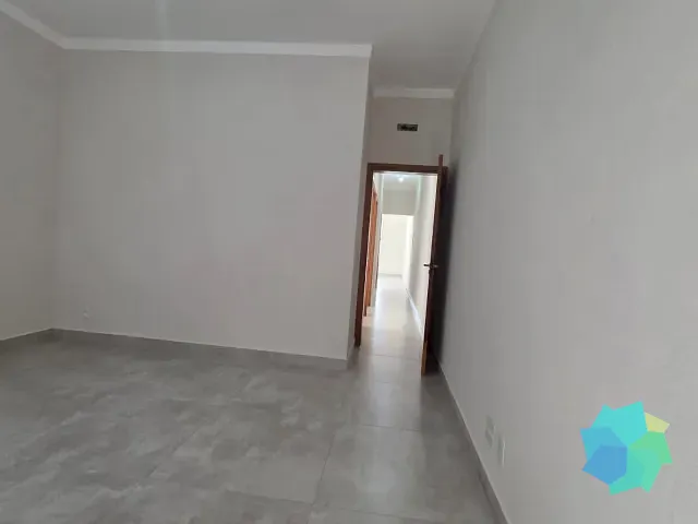 Casa com 175m² 3 quartos e 2 banheiros, à venda, no bairro Recanto do Guarau em Salto