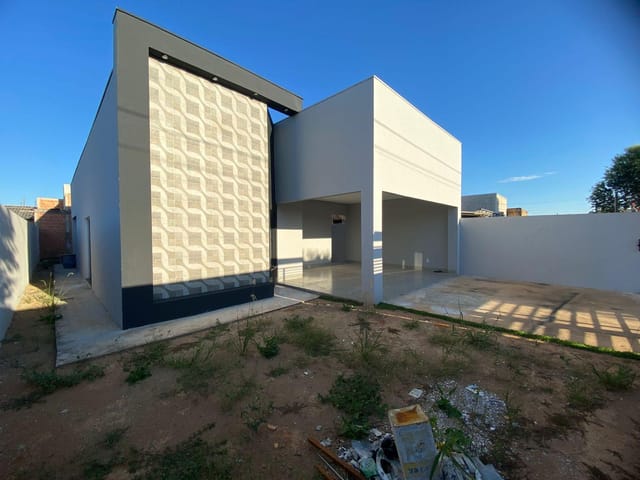 Casa com 302m² 3 quartos e 1 banheiro, à venda, no bairro Jardim Caribe em Sinop
