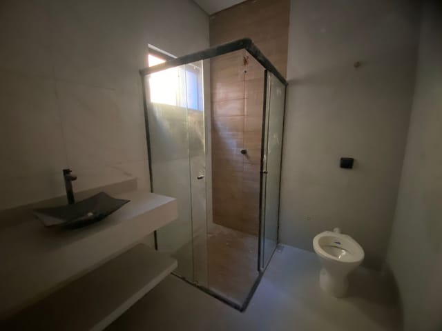 Casa com 302m² 3 quartos e 1 banheiro, à venda, no bairro Jardim Caribe em Sinop