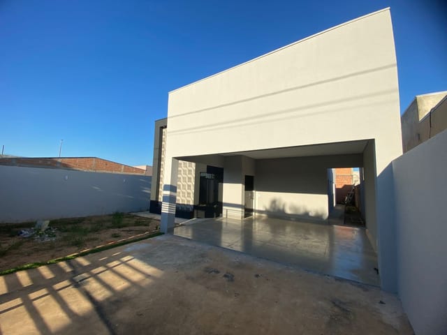 Casa com 302m² 3 quartos e 1 banheiro, à venda, no bairro Jardim Caribe em Sinop
