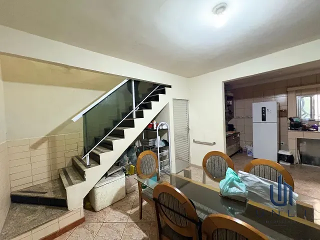 Casa 3 quartos e 2 banheiros, à venda, no bairro Vila Mury em Volta Redonda
