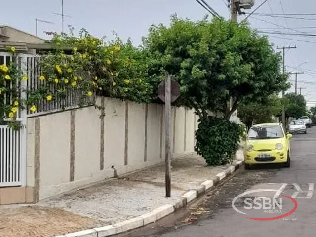 Casa com 342m² 3 quartos e 2 banheiros, à venda, no bairro Parque Franceschini em Sumaré