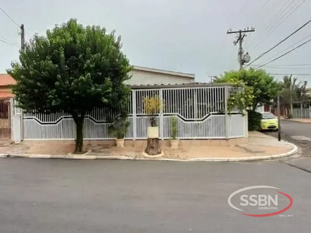 Casa com 342m² 3 quartos e 2 banheiros, à venda, no bairro Parque Franceschini em Sumaré