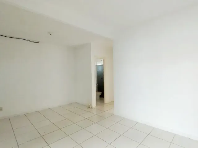 Casa 2 quartos e 1 banheiro, à venda, no bairro Três Vendas em Pelotas