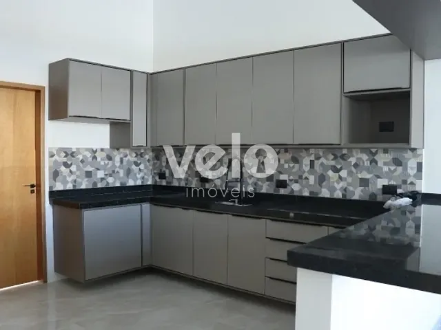 Casa 3 quartos e 3 banheiros, à venda, no bairro Loteamento Pinheiros de Tremembé em Tremembé