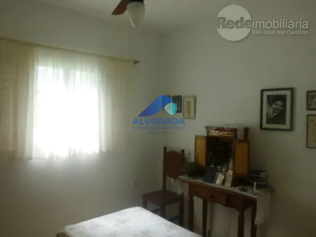 Casa com 133m² 2 quartos e 2 banheiros, à venda, no bairro Jardim das Indústrias em São José dos Campos