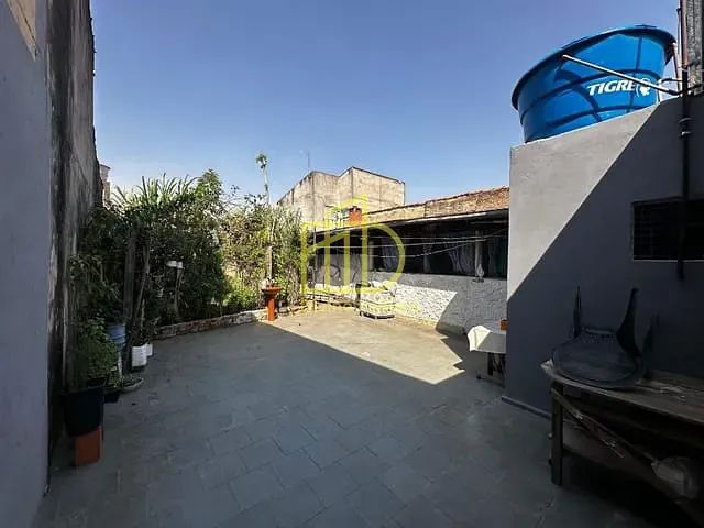 Casa com 300m² 2 quartos e 1 banheiro, à venda, no bairro Vila Haro em Sorocaba
