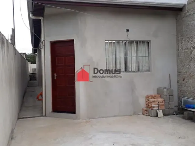 Casa à venda, no bairro Jardim Regina em Pindamonhangaba