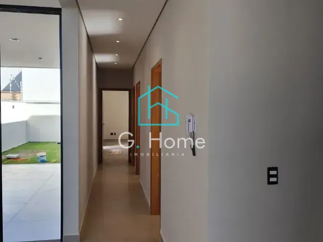 Casa com 250m² 3 quartos e 2 banheiros, à venda, no bairro Loteamento Chamonix em Londrina