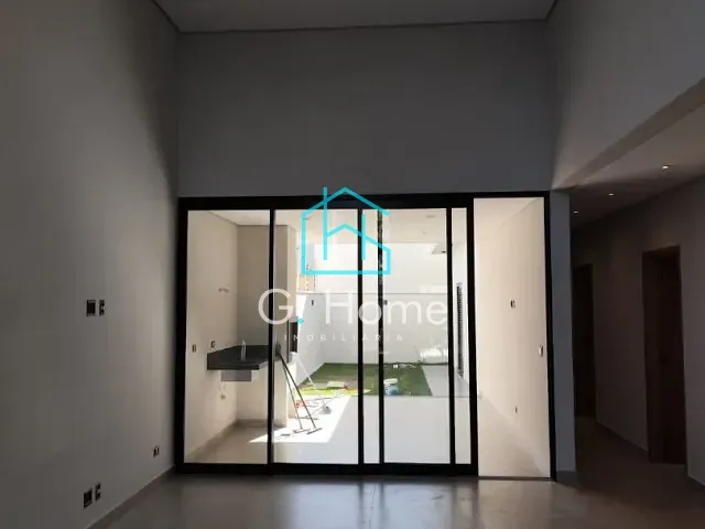 Casa com 250m² 3 quartos e 2 banheiros, à venda, no bairro Loteamento Chamonix em Londrina