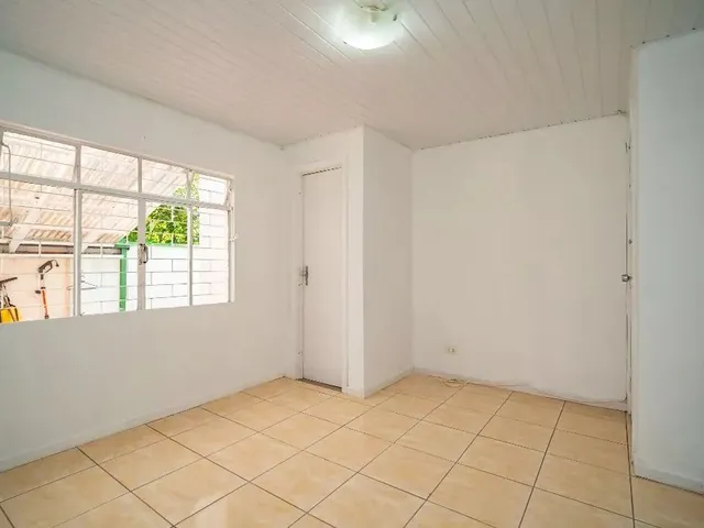 Casa com 238m² 3 quartos e 4 banheiros, à venda, no bairro Ahú em Curitiba